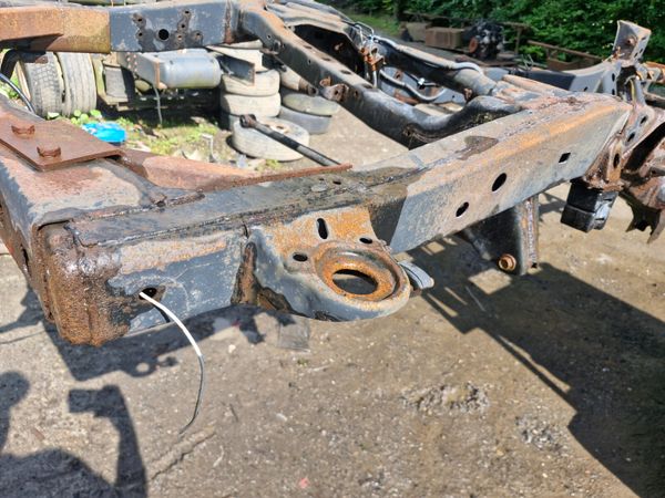 Toyota landcruiser 03 to 10 swb chassis 363546599