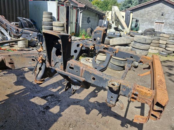 Toyota landcruiser 03 to 10 swb chassis 363546607