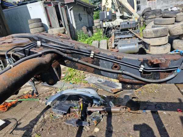 Toyota landcruiser 03 to 10 swb chassis 363546608