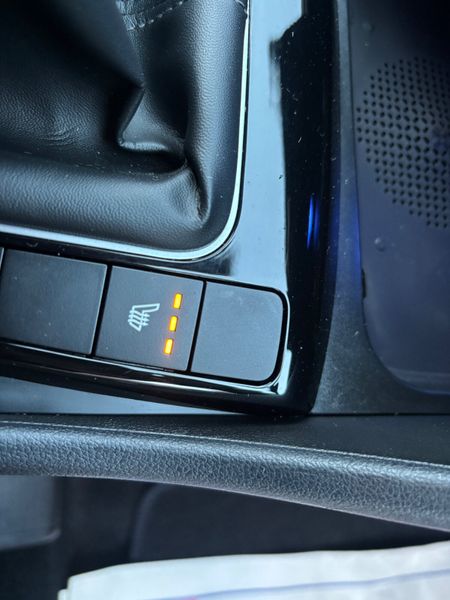 EXECUTIVE TOP SPEC FULL LEATHER only 74000kms 363780097