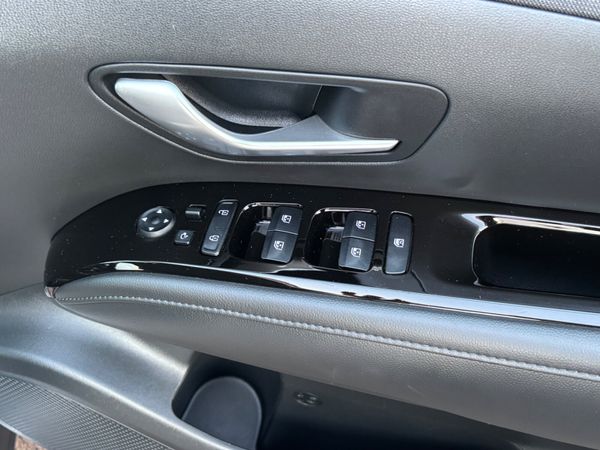 EXECUTIVE TOP SPEC FULL LEATHER only 74000kms 363780101