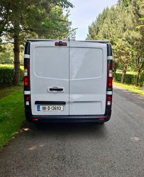 Renault Trafic 2018 DOE 8/26 364013640