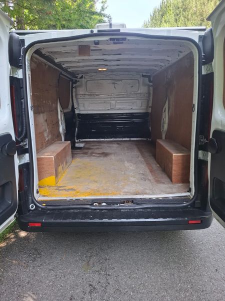 Renault Trafic 2018 DOE 8/26 364013639