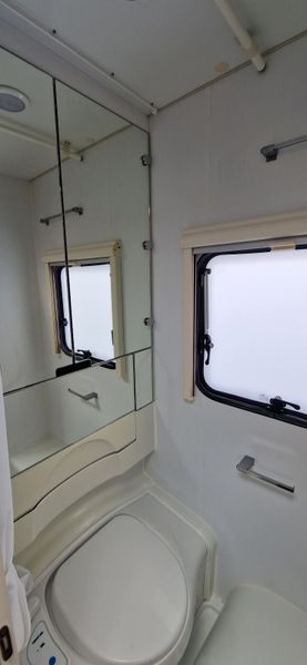 Adria Altea caravan 364570398