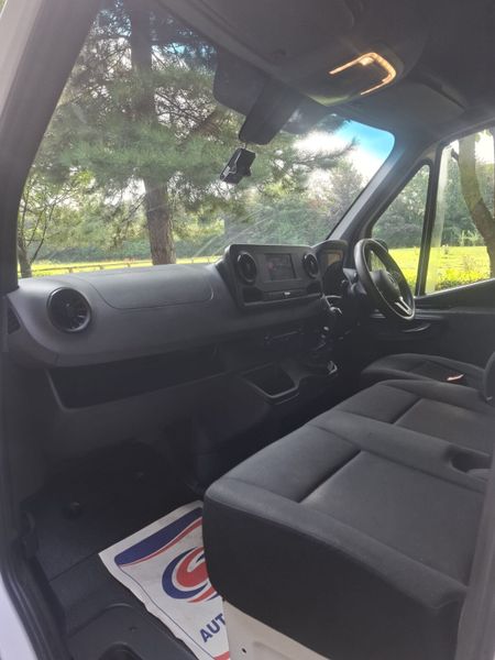 Mercedes-Benz Sprinter LWB  2020 DOE 8/26 364613378