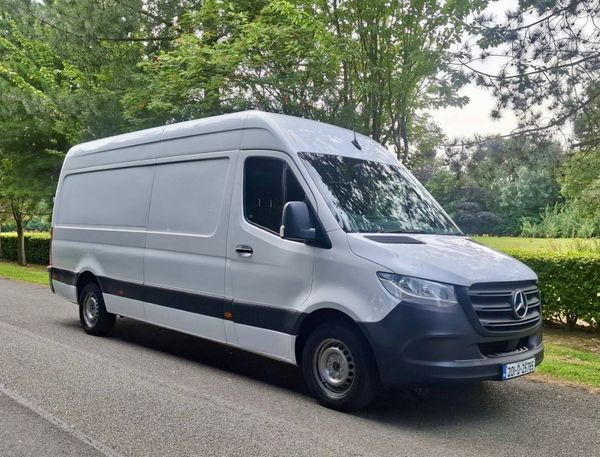 Mercedes-Benz Sprinter LWB  2020 DOE 8/26 364613379