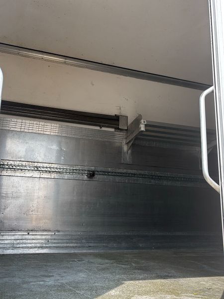 Renault D 14tn 23ft Carrier SUPRA fridge body 364786209