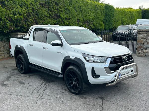 2022 Toyota Hilux 2.4 SR5 Manual 365073049