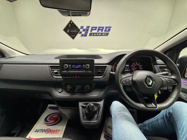 231 RENAULT TRAFFIC LWB 9 SEATER BUSINESS 365251441