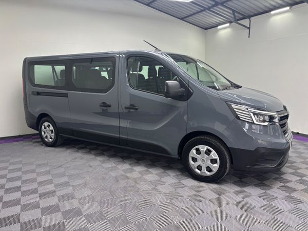 231 RENAULT TRAFFIC LWB 9 SEATER BUSINESS 365251420