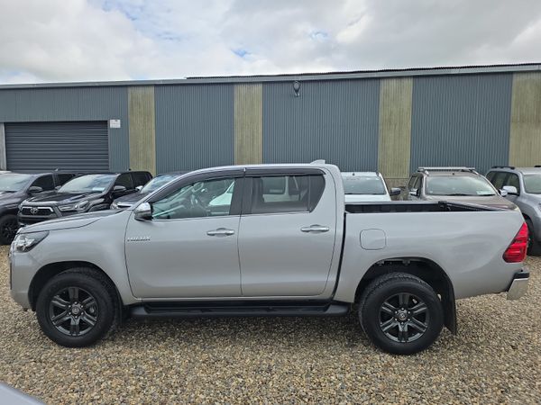 Toyota Hilux 2.8 D4D SR5 "Extras" 365468875