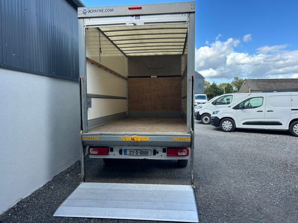 2021 Volkswagen Crafter Box van with TL 365474119