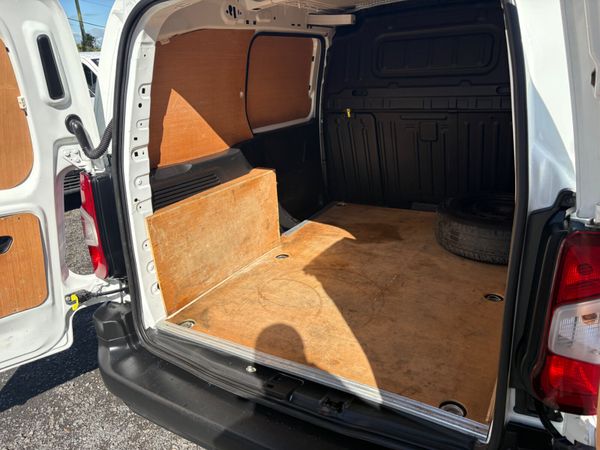 Peugeot Partner 366047322