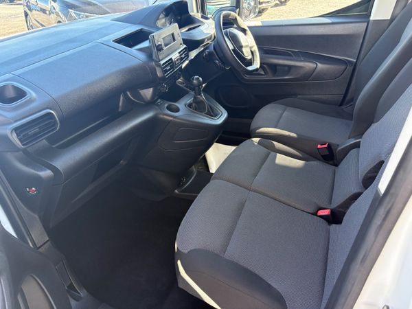 Peugeot Partner 366047325