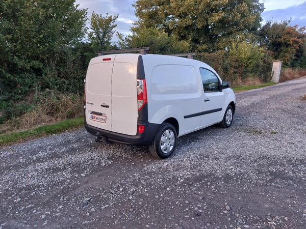 Renault Kangoo 2018 New CVRT and Taxed 366048032