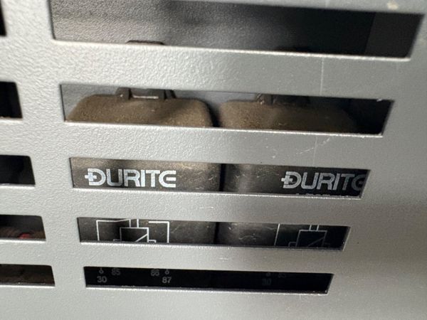 Van shelving 366141753