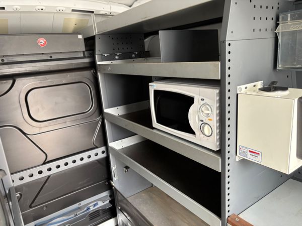 Van shelving 366141761