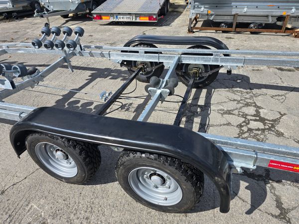 Boat Trailers 366490690