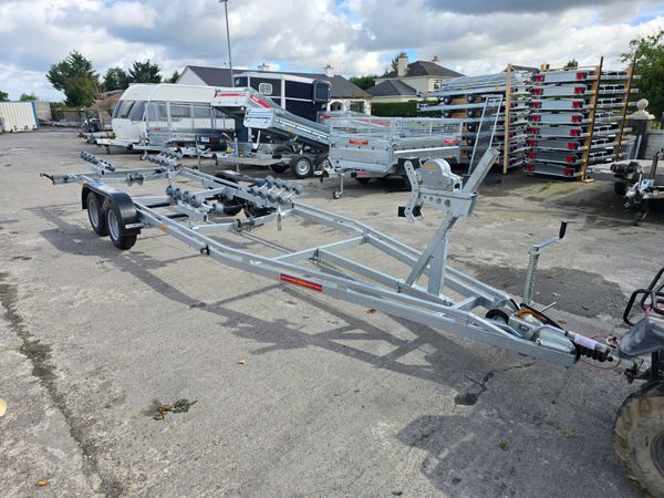 Boat Trailers 366490692