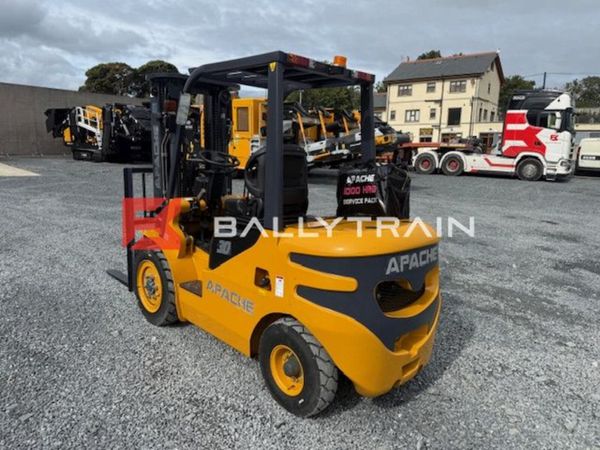 Apache HH30Z Forklift (2025) 366553672