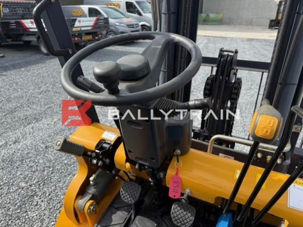 Apache HH30Z Forklift (2025) 366553604