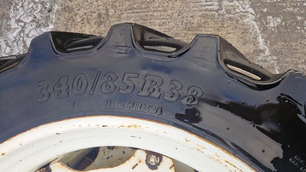 New Holland Wheels and Tyres 366595384