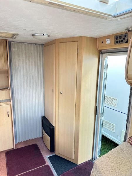 ✨STUNNING COACHMAN PASTICHE 4 BERTH FIXED BED✨ 366653254