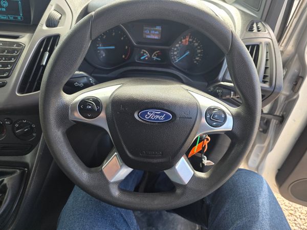 Ford Transit 2015 366953231