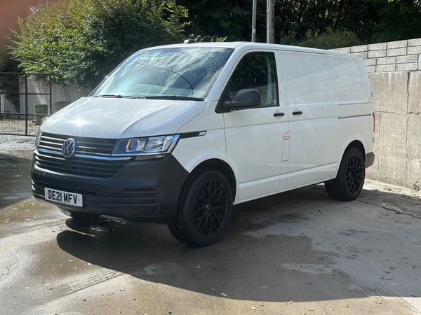 Volkswagen Transporter 2021 367269399