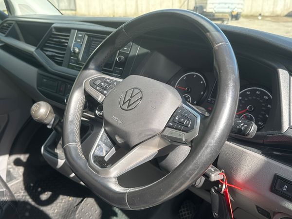 Volkswagen Transporter 2021 367269413