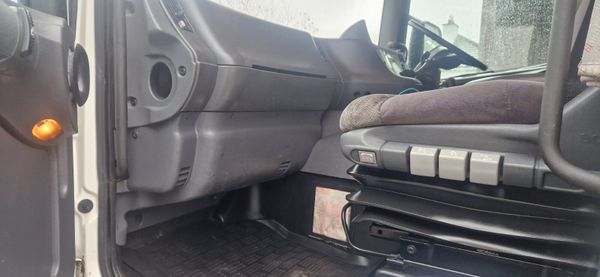 Scania 94D 367370425