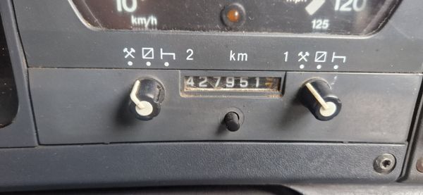 Scania 94D 367370428