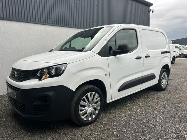 2022 Peugeot Partner 'Reverse cam + A/c 367948175