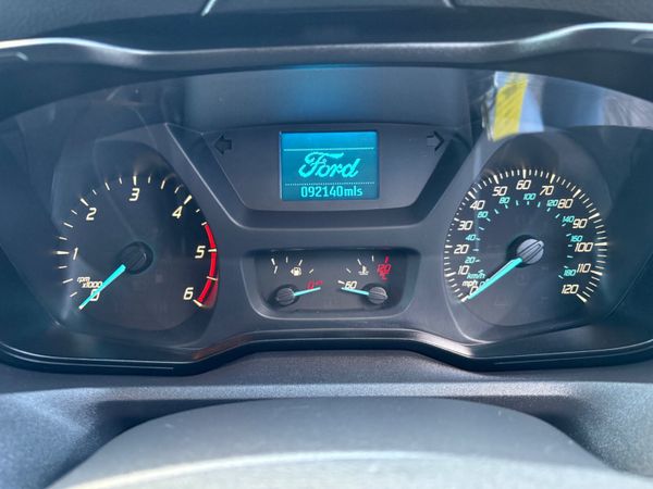 Ford Transit MWB High Roof 368061078