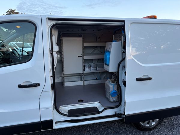 Renault Trafic 368030043