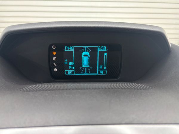 (182) 2018  FORD TRANSIT TREND 2.2 MINIBUS 17 SEAT 368146974