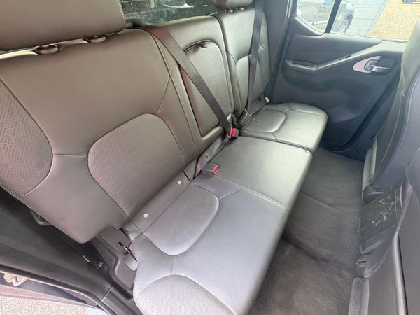 2015 Nissan Navara 2.5 DCI TEKNA Crewcab 368377796