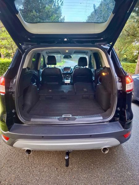 Ford Kuga Crew Cab 2016 DOE 9/26 368397768