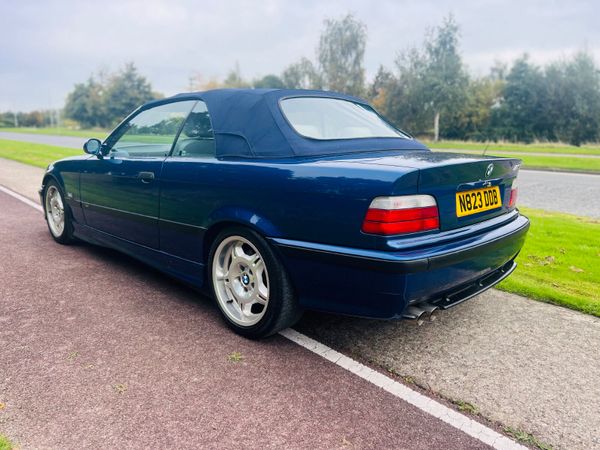 BMW M3 1995 368306104