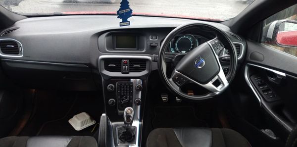 2014 VOLVO V40  R-DESIGN 2.0 Diesel FOR BREAKING! 368461591