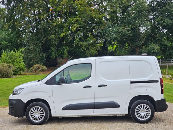 Citroen Berlingo 2021 368497531
