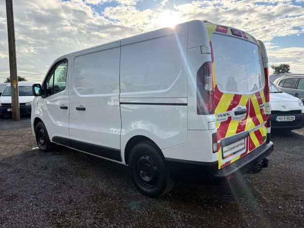 Renault Trafic 368416547