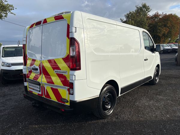 Renault Trafic 368416560