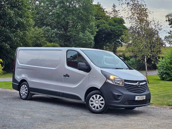 Opel Vivaro 2019 368534953