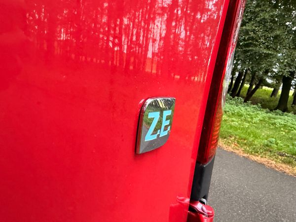 Renault Kangoo 2012 Fully Electric 368538023