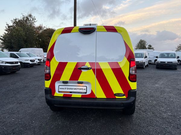 Peugeot Partner 368689108