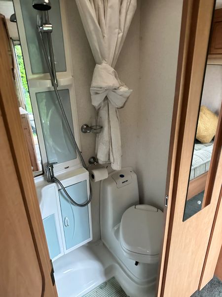 ✨STUNNING COACHMAN LASER 590- 5 BERTH✨ 368724397