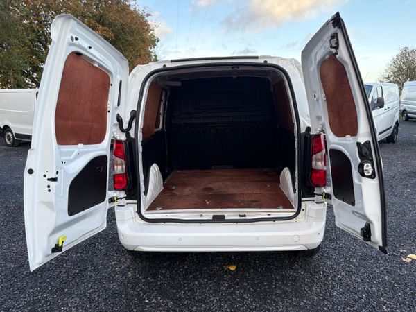 Vauxhall Combo 368739894