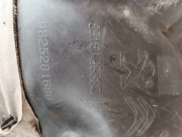 Peugeot 5008 Car Wings 368914703