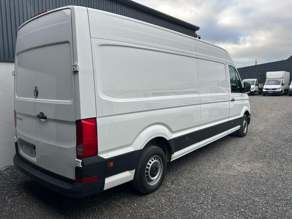 2021 Volkswagen Crafter ' LWB 369182095